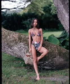 Follow Suit The Izzy Top - Garden Party (Mocha) Mme. Mink