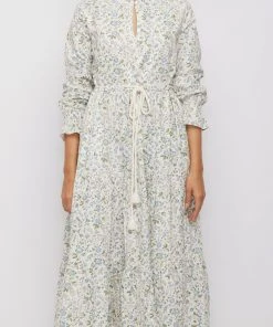 Daydress Alma Dress In Lavender Wild Flowers WHAT'S HOT