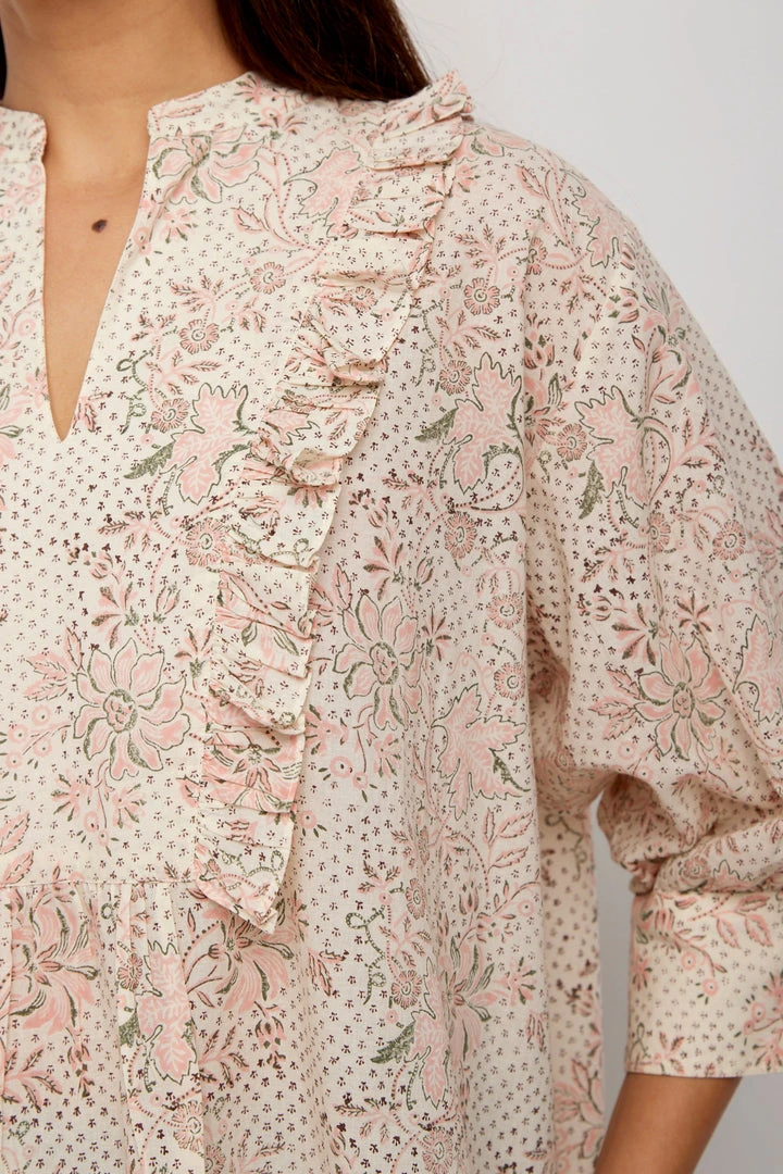 Daydress Carrie Shirt In Blush Chintz Trail WHAT'S HOT 4 Daydress Carrie Shirt In Blush Chintz Trail WHAT'S HOT