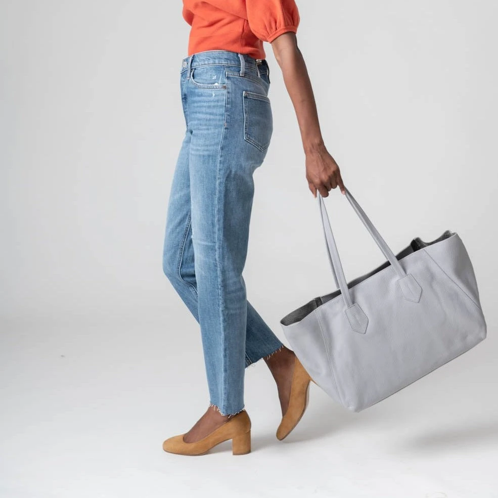 Neely & Chloe No. 1 The Small Tote WHAT'S HOT 5 Neely & Chloe No. 1 The Small Tote WHAT'S HOT