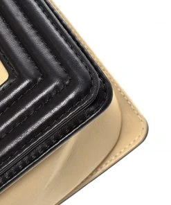 Salt WHAT'S HOT Chanel Old Medium Boy Bag