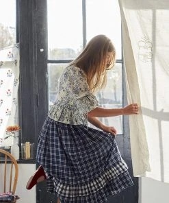 Daydress WHAT'S HOT Frill Skirt In Handloom Check