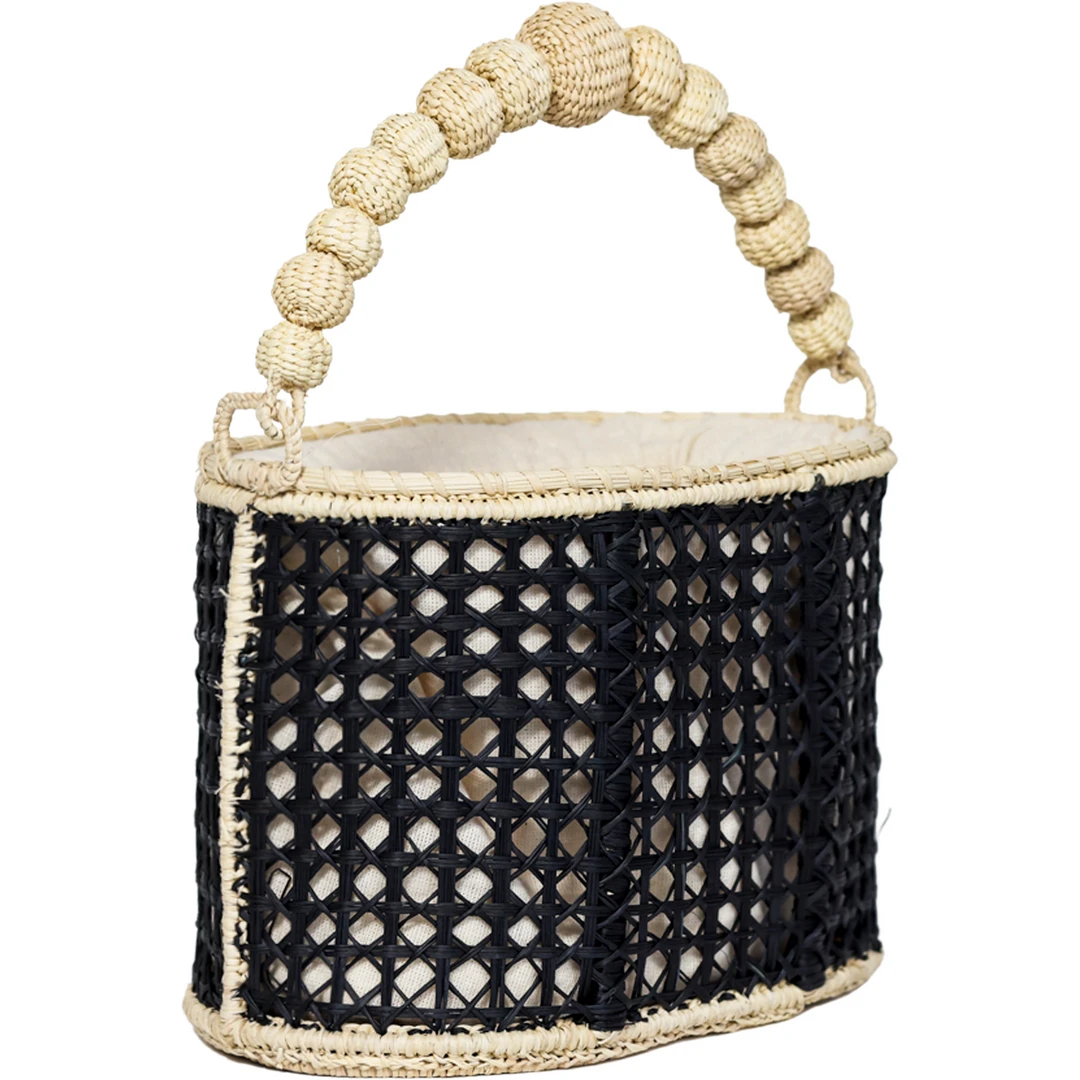 APAYA Adelaida Black 4 APAYA Adelaida Black