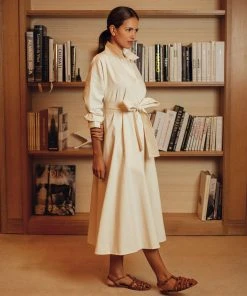 Daphne Wilde WHAT'S HOT Stella In Cream Cotton