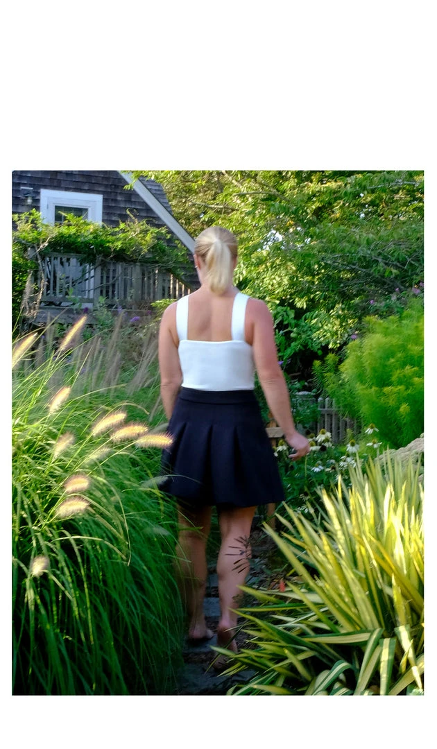 HEDGE Darrow Boxpleat Skirt WHAT'S HOT 16 HEDGE Darrow Boxpleat Skirt WHAT'S HOT