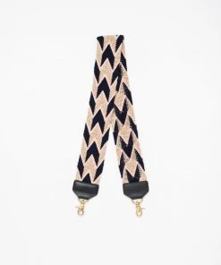 Salt WHAT'S HOT The Erin