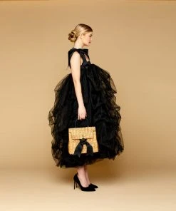 MME.Mink MME. BOW STRAW