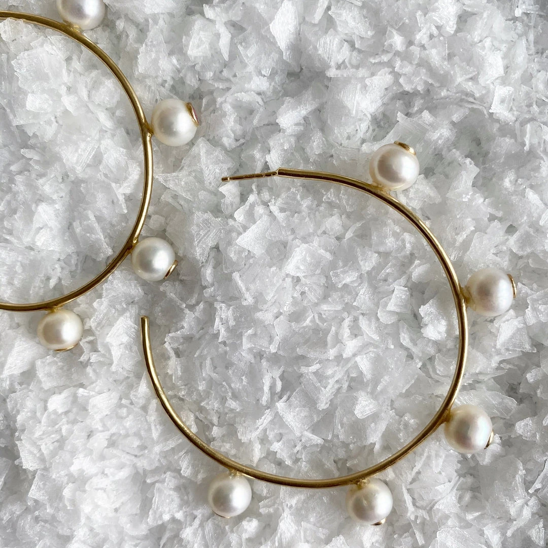 Couplet Vacation Shop Les Perles Pink Sapphire Hoops 5 Couplet Vacation Shop Les Perles Pink Sapphire Hoops