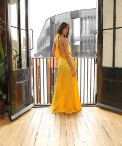 Valle & Vik Calling All Colors The Goddess | Yellow Satin