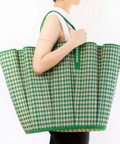 Lorna Murray WHAT'S HOT Shelter Tropez Tote 8 Lorna Murray WHAT'S HOT Shelter Tropez Tote