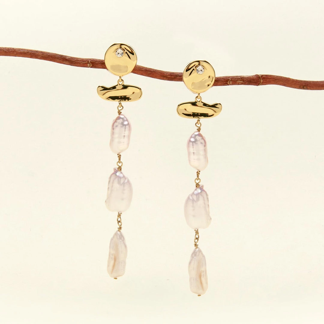 Mignonne Gavigan WHAT'S HOT Irina Pearl Earrings White Gold 5 Mignonne Gavigan WHAT'S HOT Irina Pearl Earrings White Gold