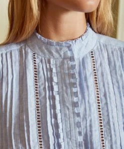Seraphina THE LADDER LACE BLOUSE | Sea Blue Chambray