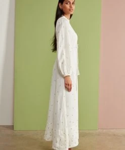 Seraphina THE SCALLOP NECK MAXI DRESS | WHAT'S HOT