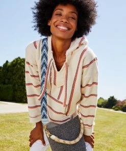 Salt WHAT'S HOT The Lanyard Sand 12 Salt WHAT'S HOT The Lanyard Sand