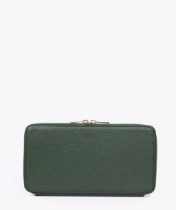 Neely & Chloe WHAT'S HOT No. 29 The Travel Wallet