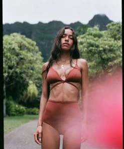 Follow Suit Mme. Mink The Mimi Top - Cognac