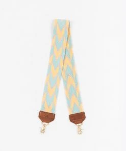 Salt WHAT'S HOT The Mollie