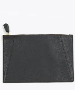 Neely & Chloe WHAT'S HOT No. 9 The Flat Clutch