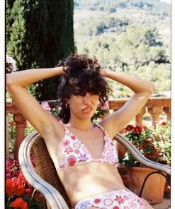 Follow Suit The Annie Top - Flower Power