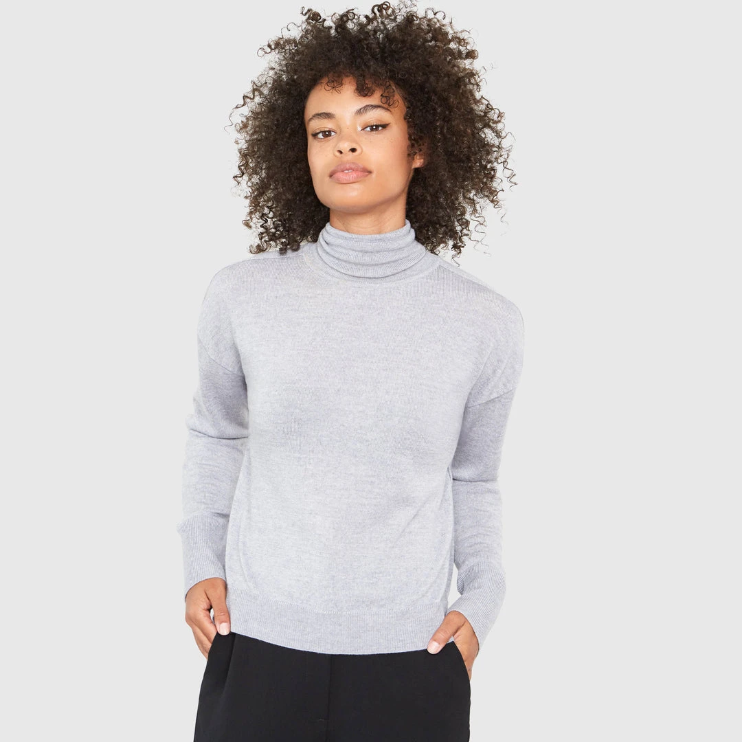 Santicler Eileen Turtleneck Relaxed-Fit Merino Wool Sweater Tops 4 Santicler Eileen Turtleneck Relaxed-Fit Merino Wool Sweater Tops