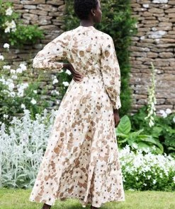 Seraphina CLOTHING THE BUTTON MAXI DRESS | Brown Florals