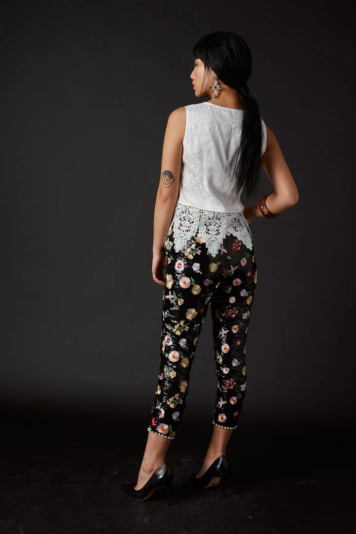 SKYLENCE Derling Embroidered Trousers WHAT'S HOT 6 SKYLENCE Derling Embroidered Trousers WHAT'S HOT