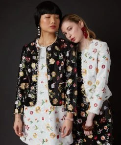 SKYLENCE WHAT'S HOT Derling Embroidered Jacket