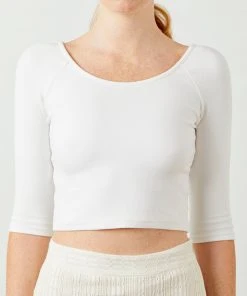 Soft Animal WHAT'S HOT Stretch Crop Top