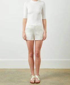 Soft Animal WHAT'S HOT Stretch Crop Top