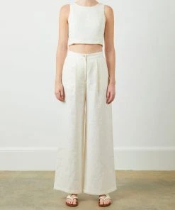 Soft Animal WHAT'S HOT Button Back Linen Tank