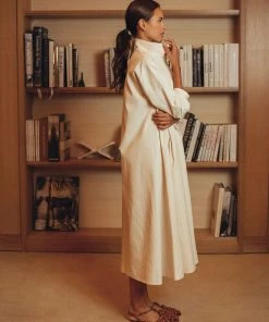 Daphne Wilde WHAT'S HOT Stella In Cream Cotton 12 Daphne Wilde WHAT'S HOT Stella In Cream Cotton