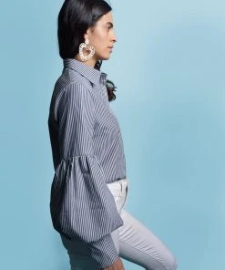 The Shirt By Rochelle Behrens The Molly Shirt