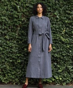 Daphne Wilde CLOTHING Bee In Charcoal