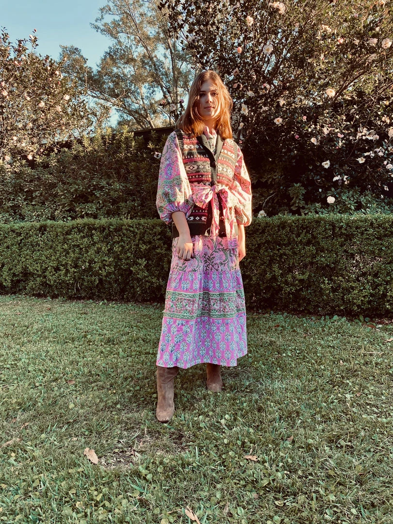 Sue Sartor Flounce™️ | Pink / Green Patio 16 Sue Sartor Flounce™️ | Pink / Green Patio