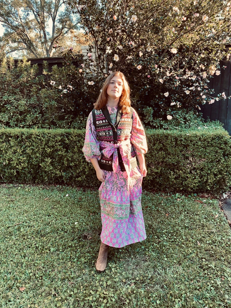 Sue Sartor Flounce™️ | Pink / Green Patio 12 Sue Sartor Flounce™️ | Pink / Green Patio