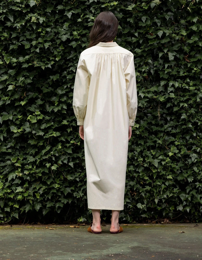 Daphne Wilde CLOTHING The Lulu In Cream Poplin 4 Daphne Wilde CLOTHING The Lulu In Cream Poplin