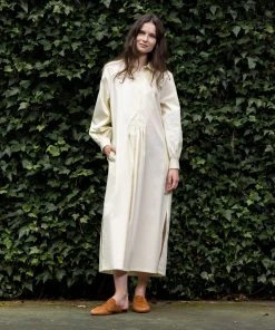 Daphne Wilde CLOTHING The Lulu In Cream Poplin