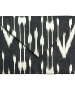 Larkin Lane WHAT'S HOT La Reine Envelope Clutch