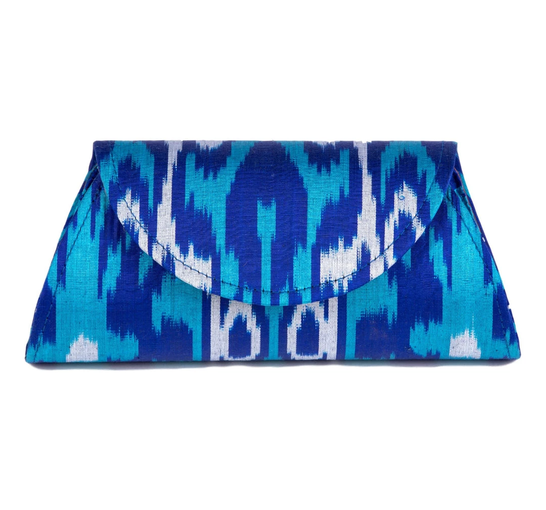 Larkin Lane Mykonos Silk Ikat Hard Shell Clutch WHAT'S HOT 3 Larkin Lane Mykonos Silk Ikat Hard Shell Clutch WHAT'S HOT