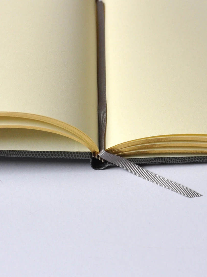 Sloane Stationery NOTEBOOK NO°74 - JE M’EN FOUS Stationery & Home 5 Sloane Stationery NOTEBOOK NO°74 - JE M’EN FOUS Stationery & Home