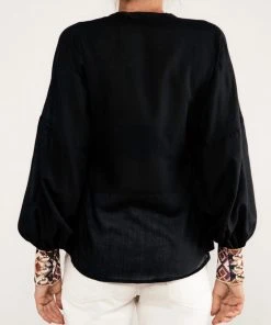 RosewaterHouse Tops Cotton Yar Blouse - Black