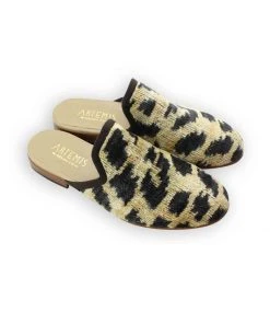 Artemis Design Co. ACCESSORIES Alexandra Velvet Slippers 9 Artemis Design Co. ACCESSORIES Alexandra Velvet Slippers