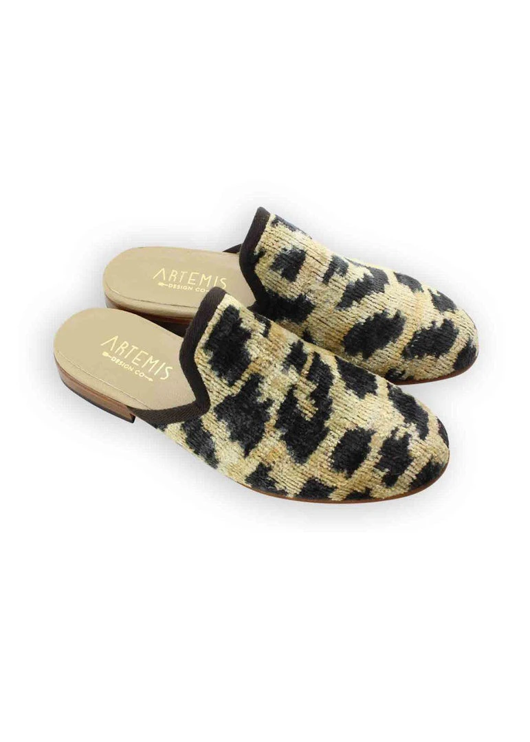 Artemis Design Co. ACCESSORIES Alexandra Velvet Slippers 6 Artemis Design Co. ACCESSORIES Alexandra Velvet Slippers