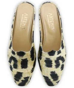 Artemis Design Co. ACCESSORIES Clementine Velvet Moss Mules