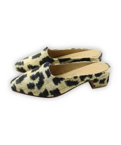 Artemis Design Co. ACCESSORIES Clementine Velvet Moss Mules